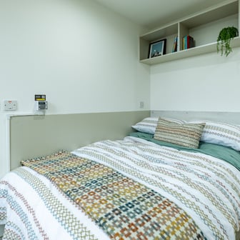 Classic En Suite - Image 3